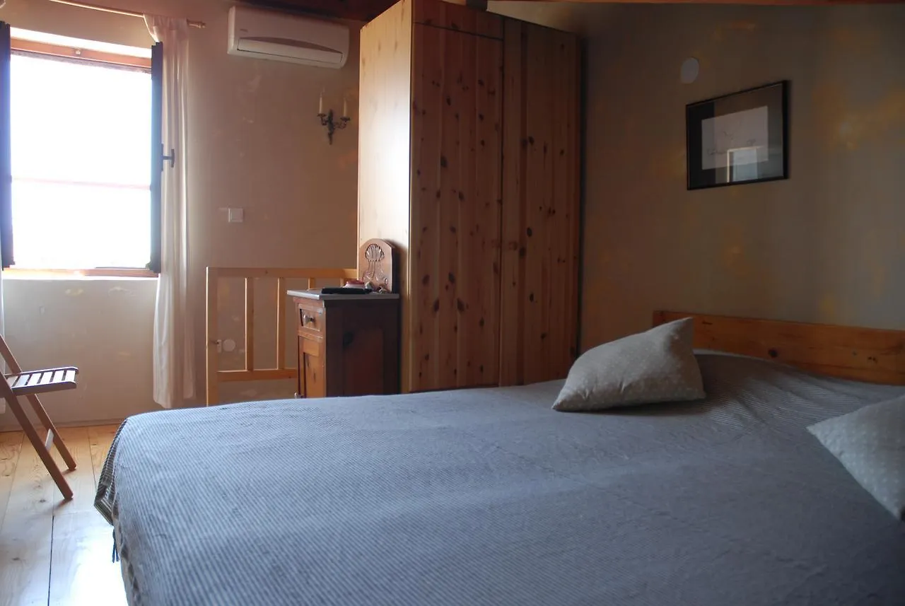 Kamene Price Rooms, Music And Food 0*, Bale Croatia